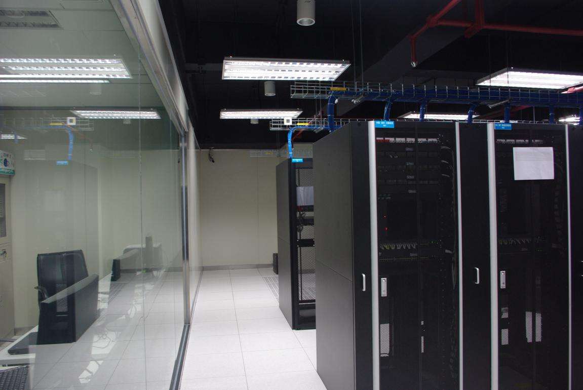 算力租赁平台怎么选？成都极智算的4大核心优势