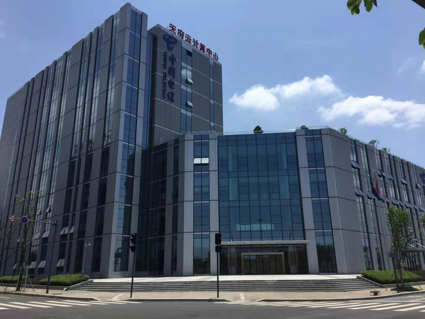 国产GPU算力租赁体验报告：昇腾910B与摩尔线程MTT S3000实测，兼容性、性能与性价比深度解析